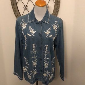 Draper’s & Damon’s embellished button down shirt